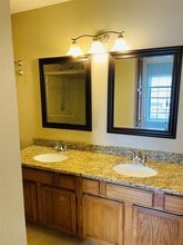 Building Photo - 4715 Rainbow Run