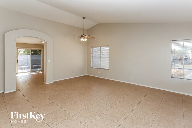 Building Photo - 4822 Wind Break Ln