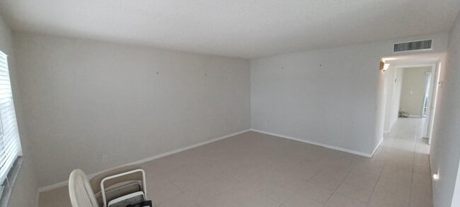 Building Photo - 65 Normandy B