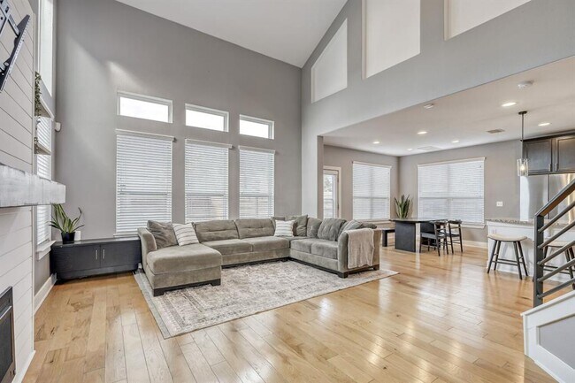 Foto del edificio - 7406 Oberon St