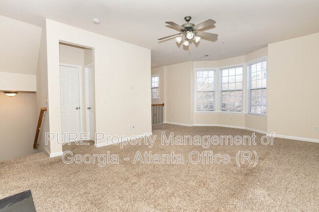 Foto del edificio - 6072 Indian Wood Cir