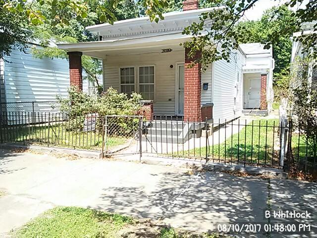 Primary Photo - 2417 W Main St