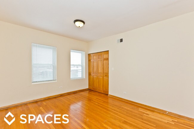 Foto del edificio - 4611 N Spaulding Ave
