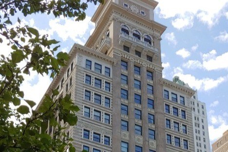 Building Photo - 6 N Michigan Ave