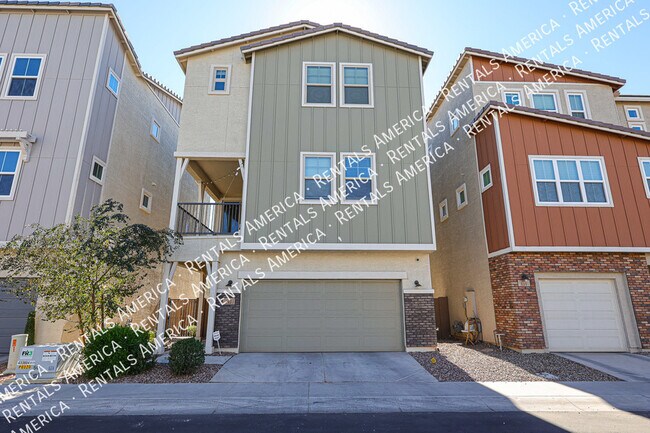 Building Photo - Luxury Living in Chandler