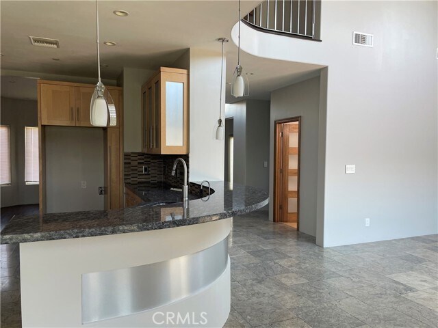 Foto del edificio - 7342 Nada St