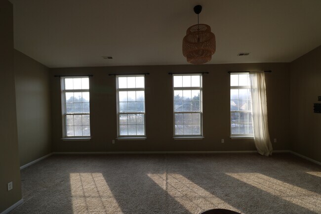 Foto del edificio - 43039 Strand Dr