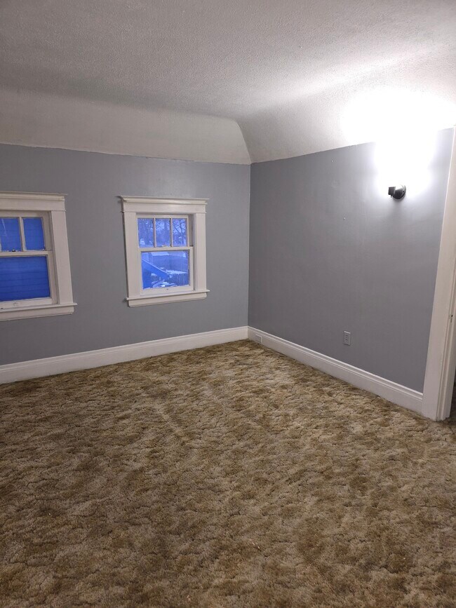 Bedroom 2 - 3093 N Michigan Ave