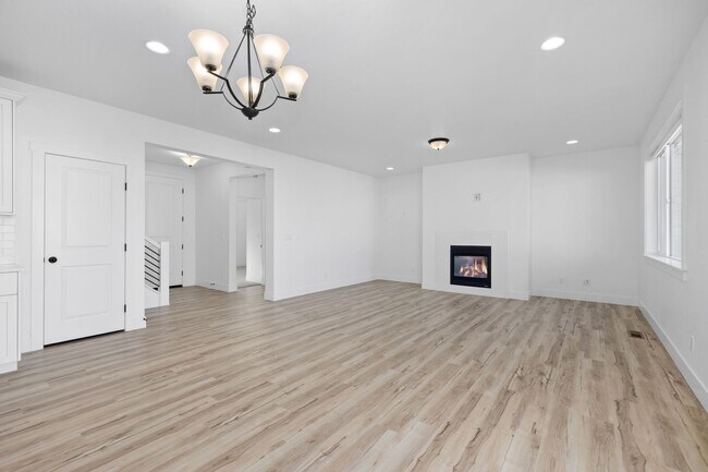 Foto del edificio - Modern Luxury in Meridian’s Oaks North – 4...
