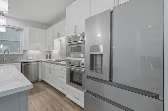 Foto del edificio - 5515 Venice St