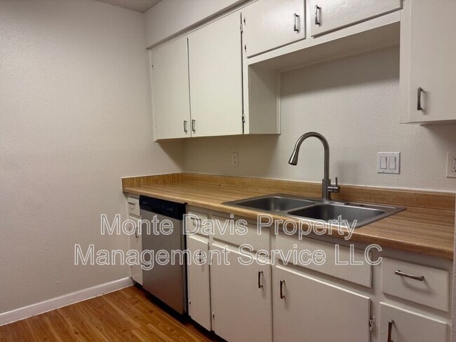 Foto del edificio - 115 Waller St