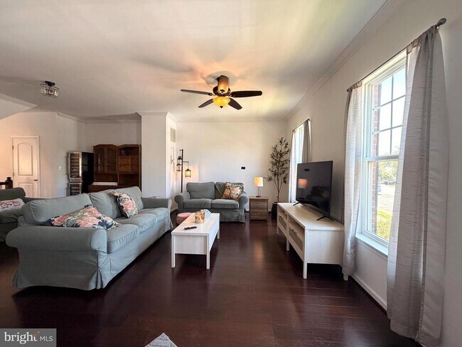Foto del edificio - 9243 Dawkins Crest Cir