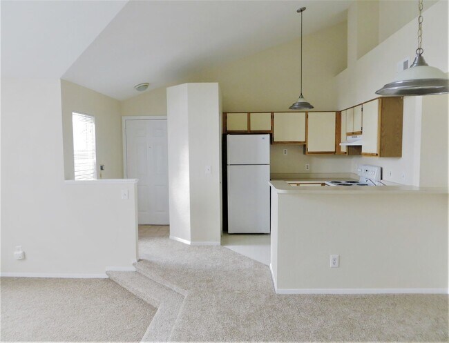 Foto del edificio - Fabulous Third Floor Two Bedroom With Views!