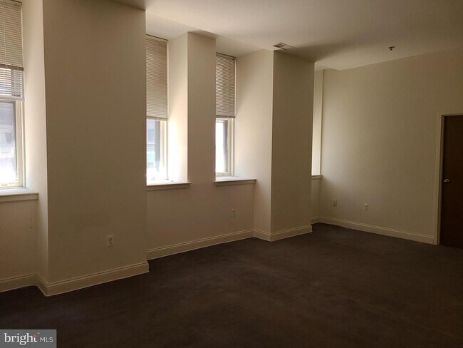 Foto del edificio - 1001-13 Chestnut St