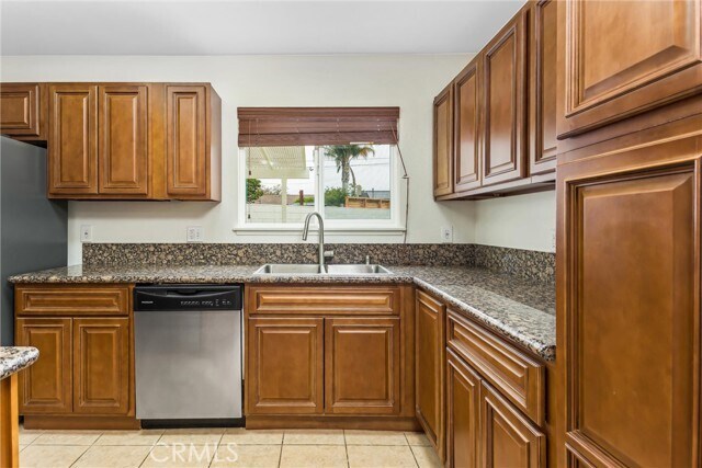 Foto del edificio - 2960 Sterling St