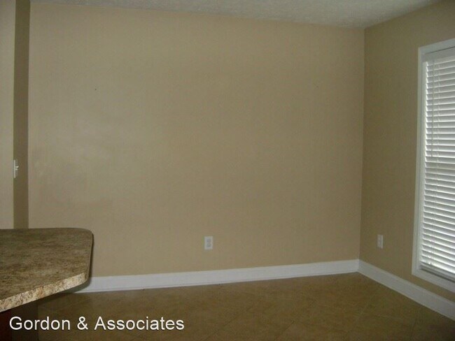 Building Photo - 4 br, 2 bath House - 28 Honeysuckle Way