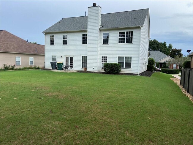 Foto del edificio - 5125 Huntington Crest Ln