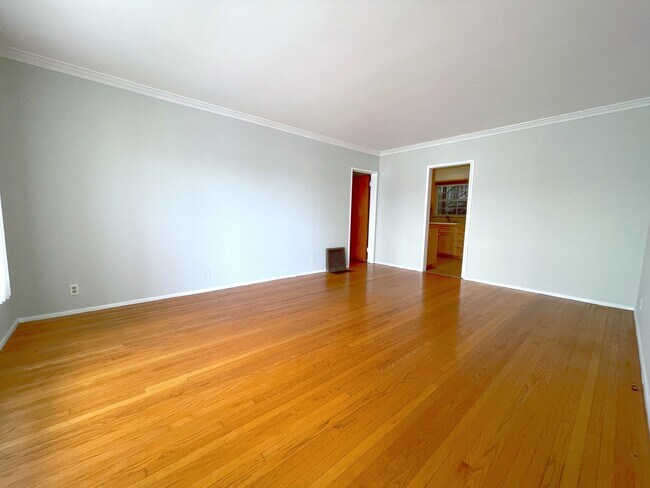 Foto del edificio - 3910 Prospect Ave