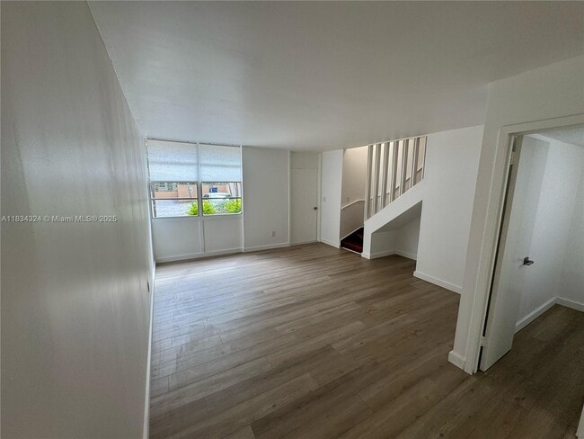 Building Photo - 6007 SW 69th St