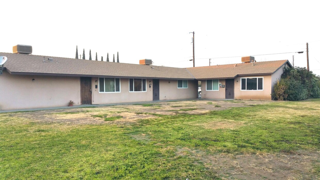 Primary Photo - 1661 E Magnolia Way