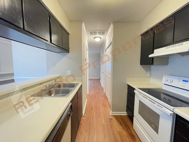 Building Photo - 4612 Kilcullen Dr