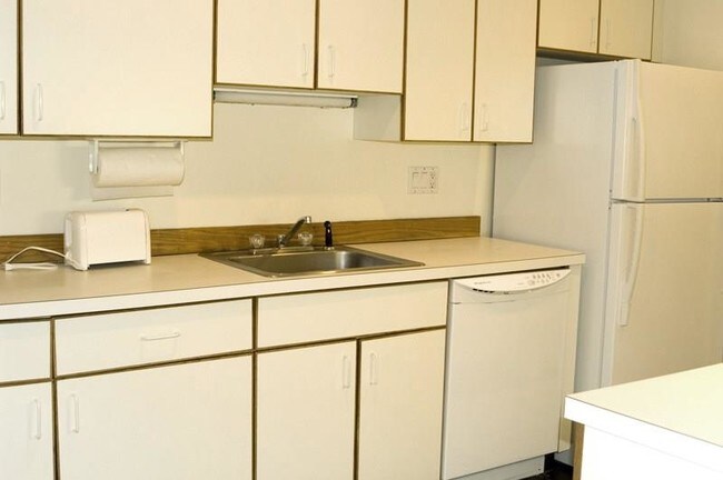 Foto del edificio - 196 Ruggles Ave