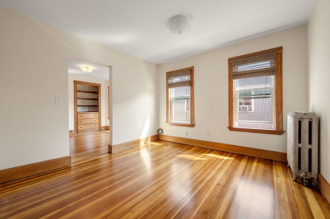 Building Photo - 26 Chilton St