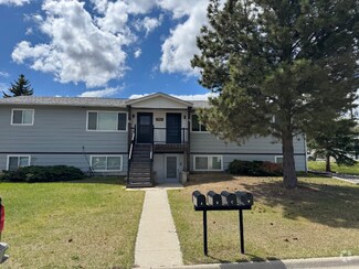 Building Photo - 2215 9th Ave