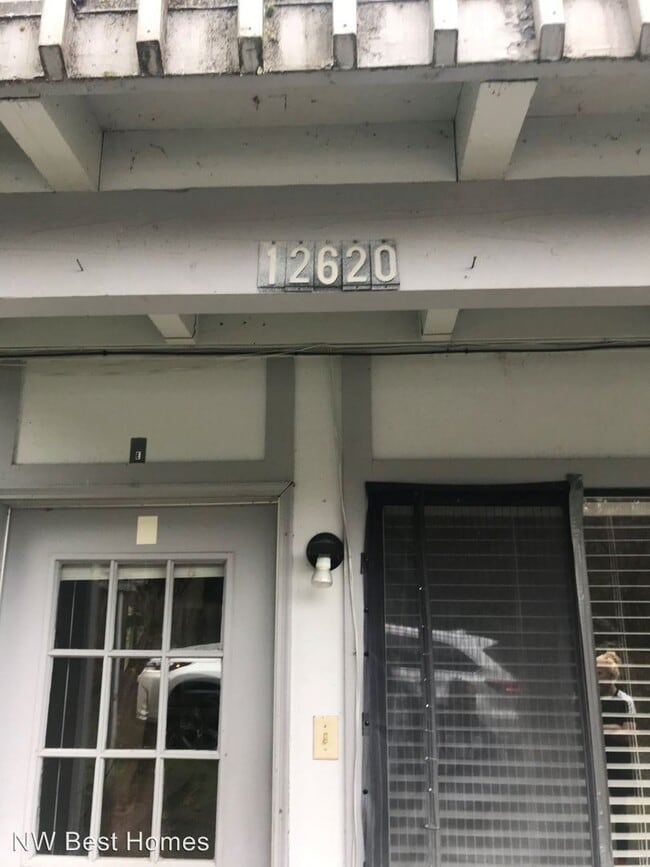 Building Photo - 12620 Woods Creek Rd