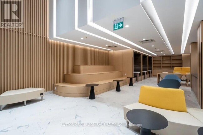 Building Photo - 38 Widmer St