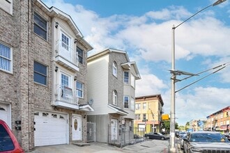 Building Photo - 499 Ocean Ave