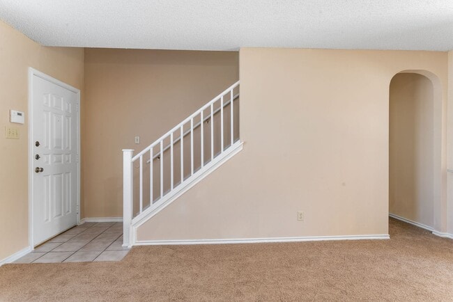 Building Photo - 7038 Cole Creek Dr