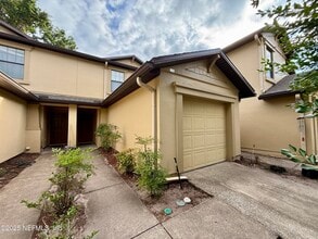 Building Photo - 7764 Playschool Ln