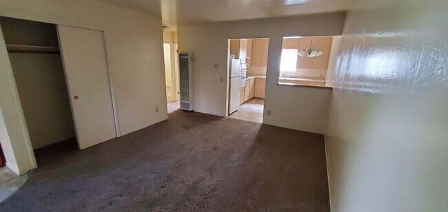 Building Photo - 2214 Fairfield Street, Unit 2