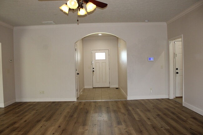 Foyer - 11745 Juniper Ct