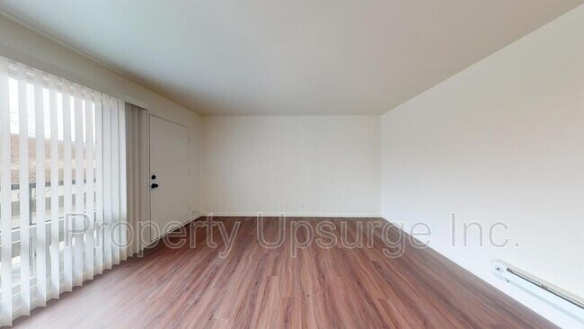 Foto del edificio - 2405 Old Eureka Way