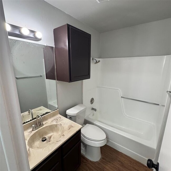 Building Photo - 1214 Orchard Park Cir