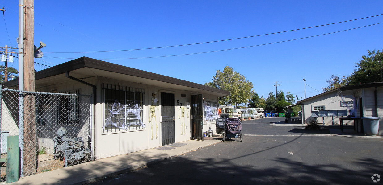 Foto del edificio - Acorn Mobile Village