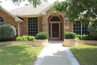 Building Photo - 9016 Roundbluff Rd