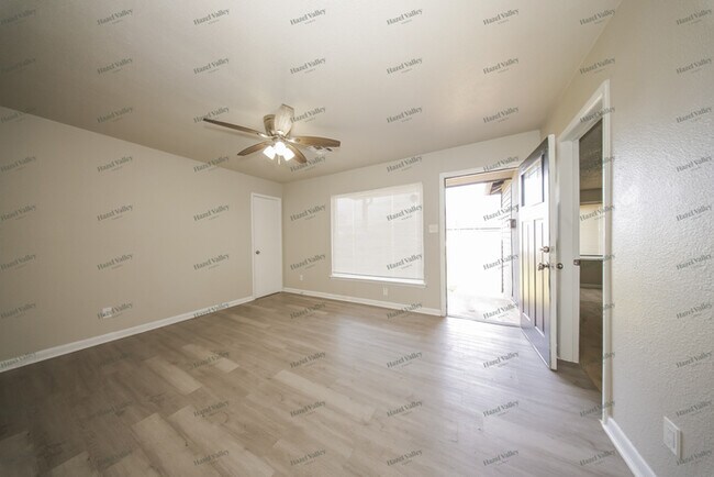 Foto del edificio - 3049 SE 18th Pl