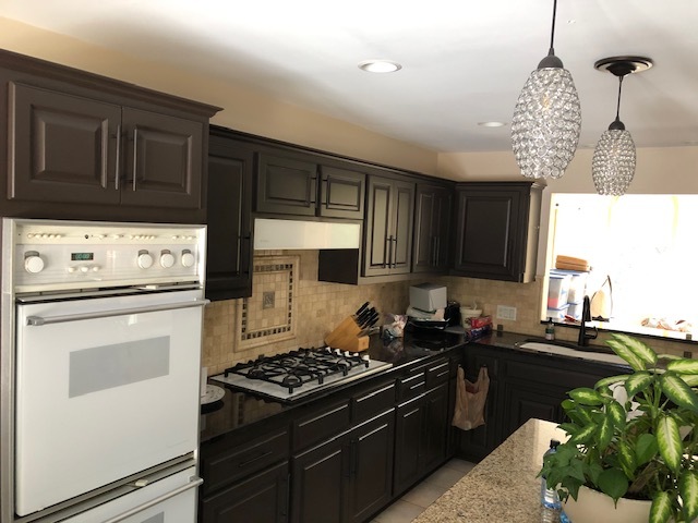 Spacious kitchen with all of the amenities - 9731 110th St N