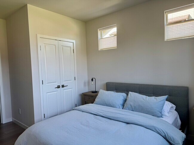 Primary Bedroom - 1230 Confluence Way SE