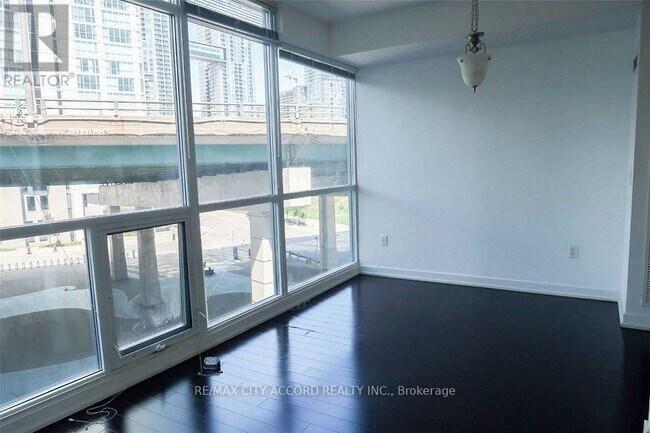 Building Photo - 38-638 Dan Leckie Way