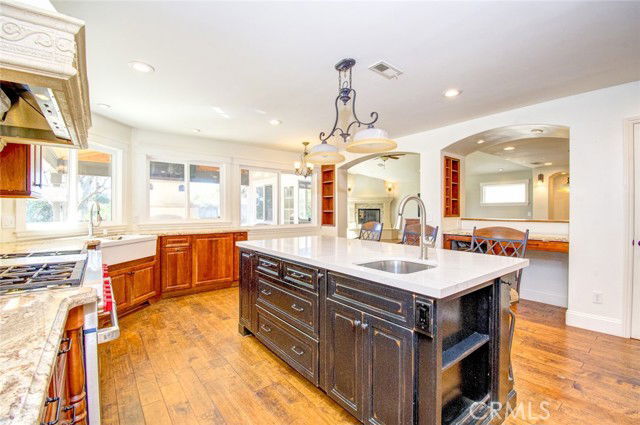 Foto del edificio - 26061 Via Viento