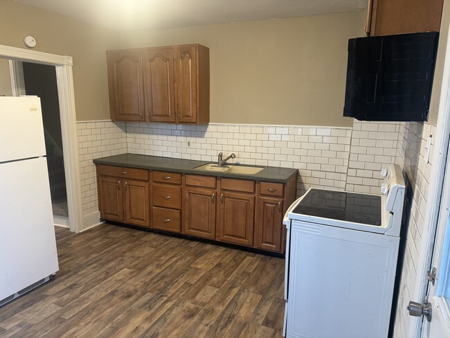 Kitchen 1 - 704 Ridge St