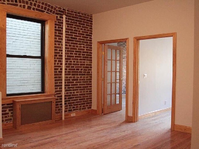 Building Photo - 324 E 52nd St