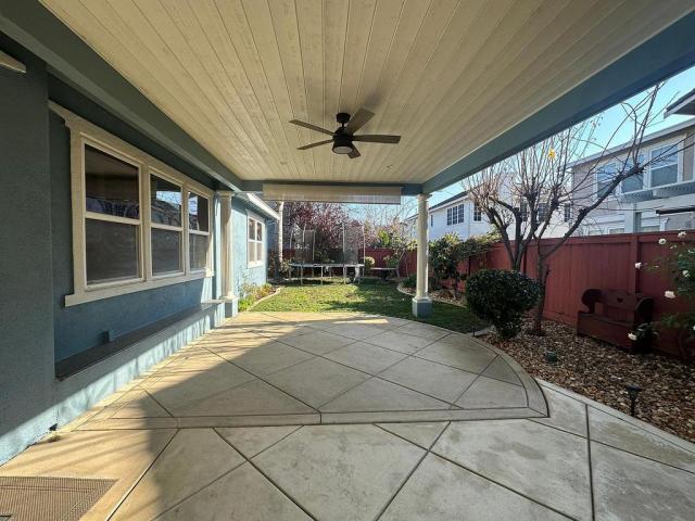Building Photo - 4 bedroom in Brentwood CA 94513