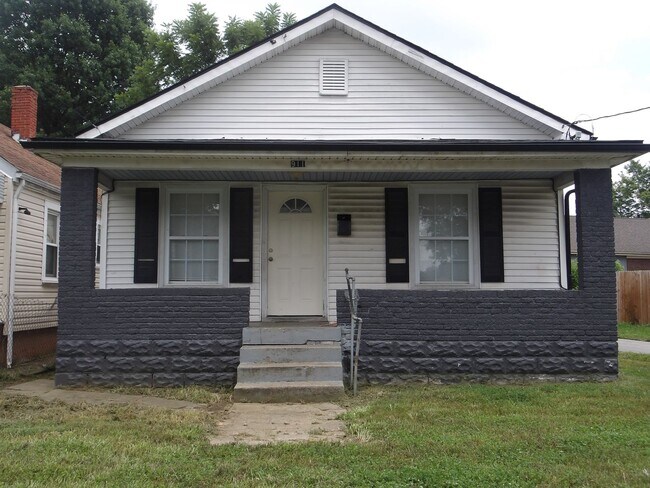 Building Photo - Remodeled 3BR/1BA House off of Taylor Blvd.