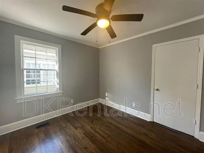 Building Photo - 1279 Eubanks Ave