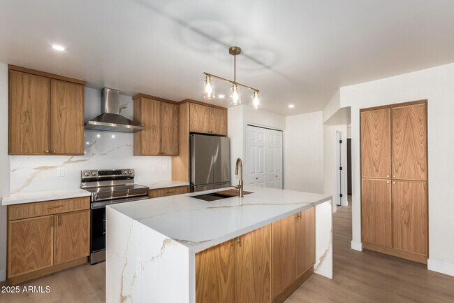 Foto del edificio - 7647 E Montecito Ave